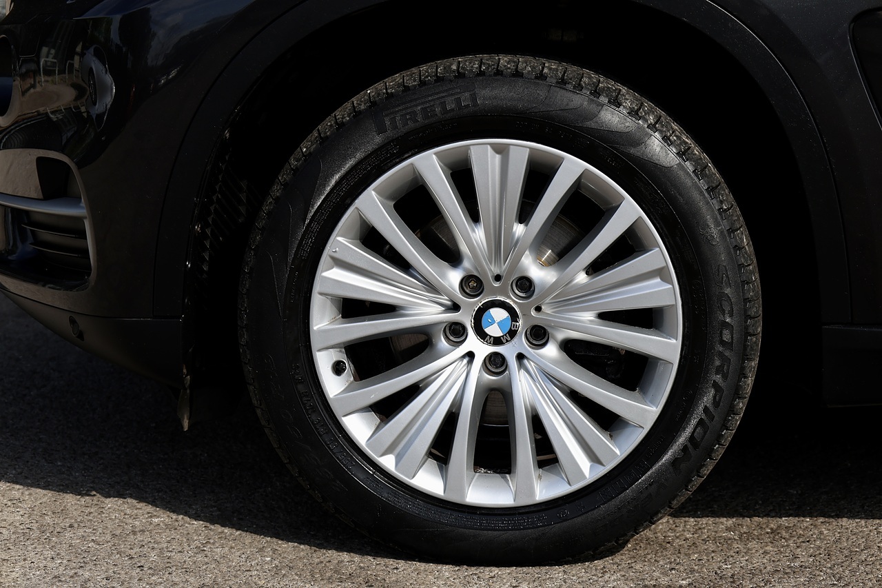 BMW X5 xDrive30d SE Full BMW Main Dealer History + £7k Options - Large 42