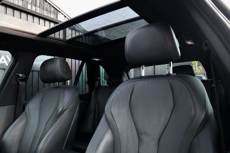 BMW X5 xDrive30d SE Full BMW Main Dealer History + £7k Options Image 21
