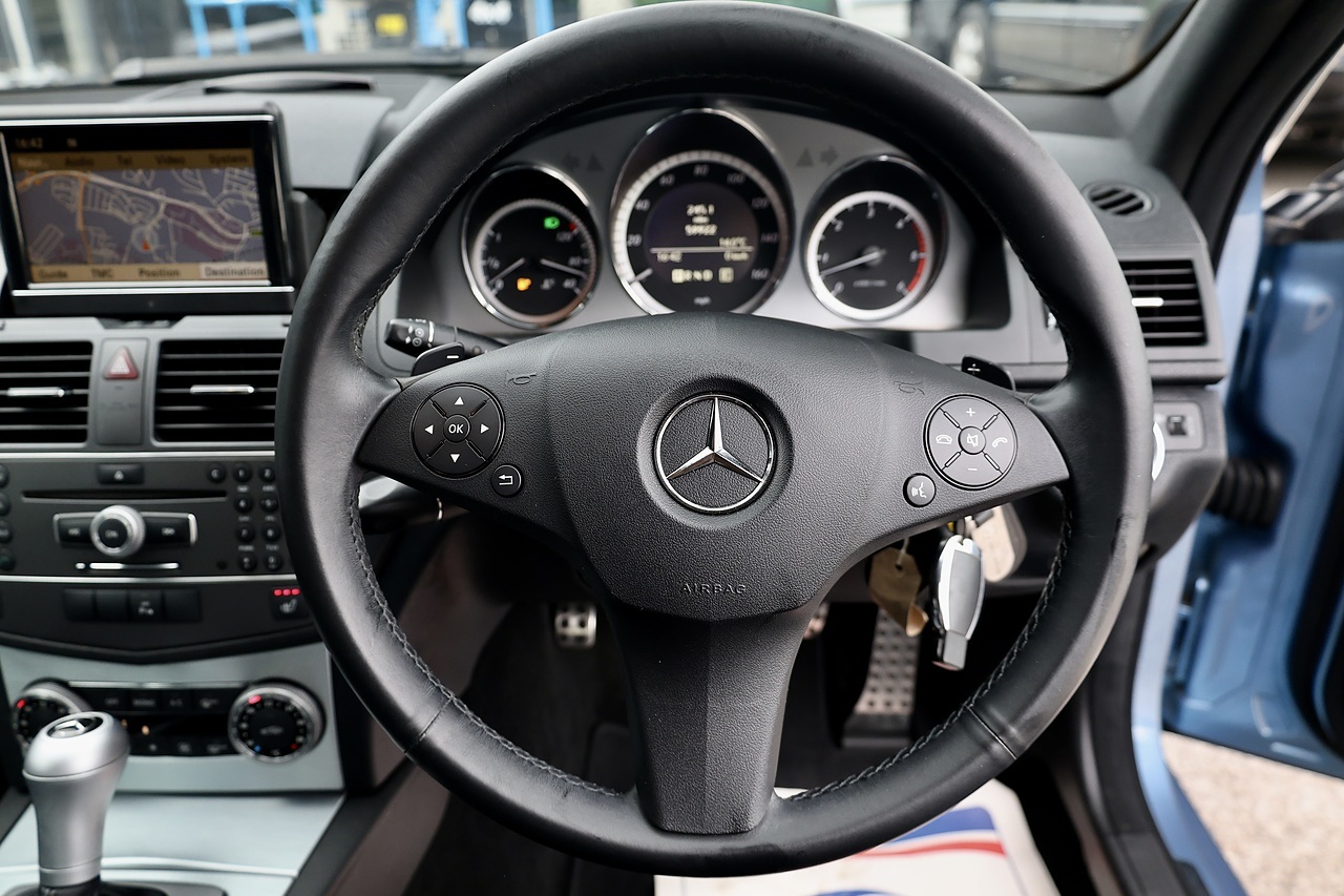 Mercedes-Benz C350 CDI AMG Sport Last Owner 2014 + Freshly Serviced by MB Dealer - Large 19
