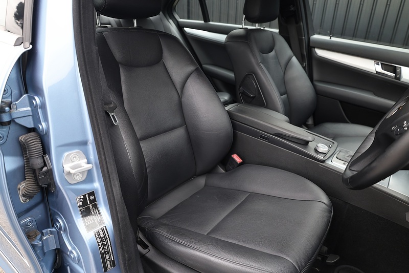 Mercedes-Benz C350 CDI AMG Sport Last Owner 2014 + Freshly Serviced by MB Dealer Image 7