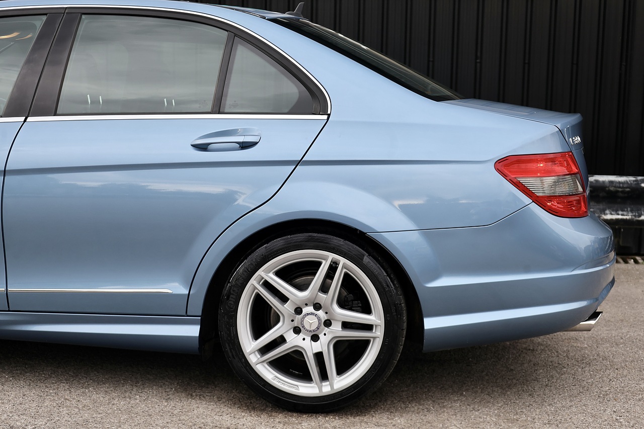 Mercedes-Benz C350 CDI AMG Sport Last Owner 2014 + Freshly Serviced by MB Dealer - Large 34