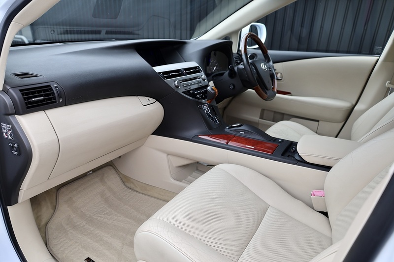 Lexus RX 450h SE-L Ex Owners Club + Full Lexus Main Dealer History Image 2