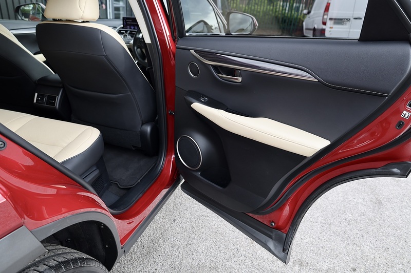 Lexus NX300h Full Lexus Main Dealer History + Lexus Warranty Image 23