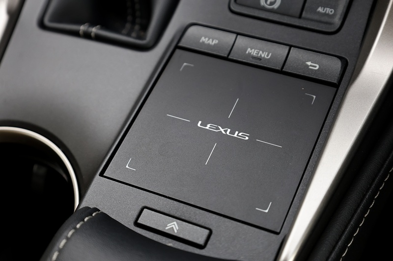 Lexus NX300h Full Lexus Main Dealer History + Lexus Warranty Image 35