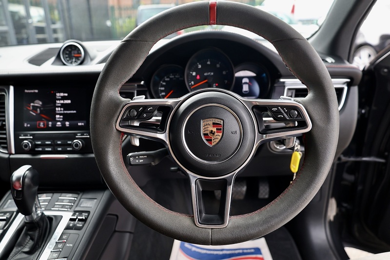 Porsche Macan GTS £10K Optional Extras + Sport Chrono + PASM Image 19