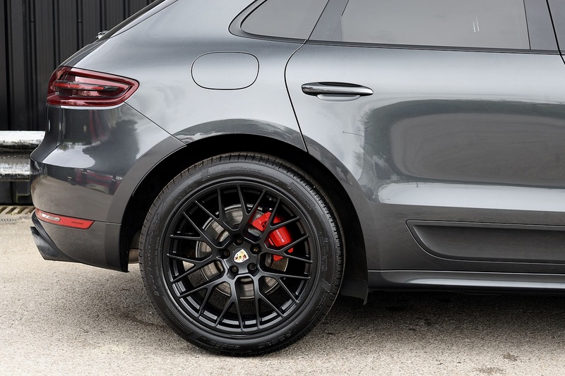 Porsche Macan GTS £10K Optional Extras + Sport Chrono + PASM Image 26