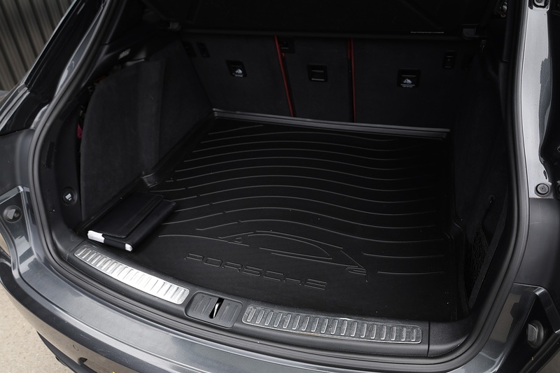Porsche Macan GTS £10K Optional Extras + Sport Chrono + PASM Image 29