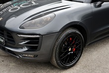Porsche Macan GTS £10K Optional Extras + Sport Chrono + PASM - Thumb 35