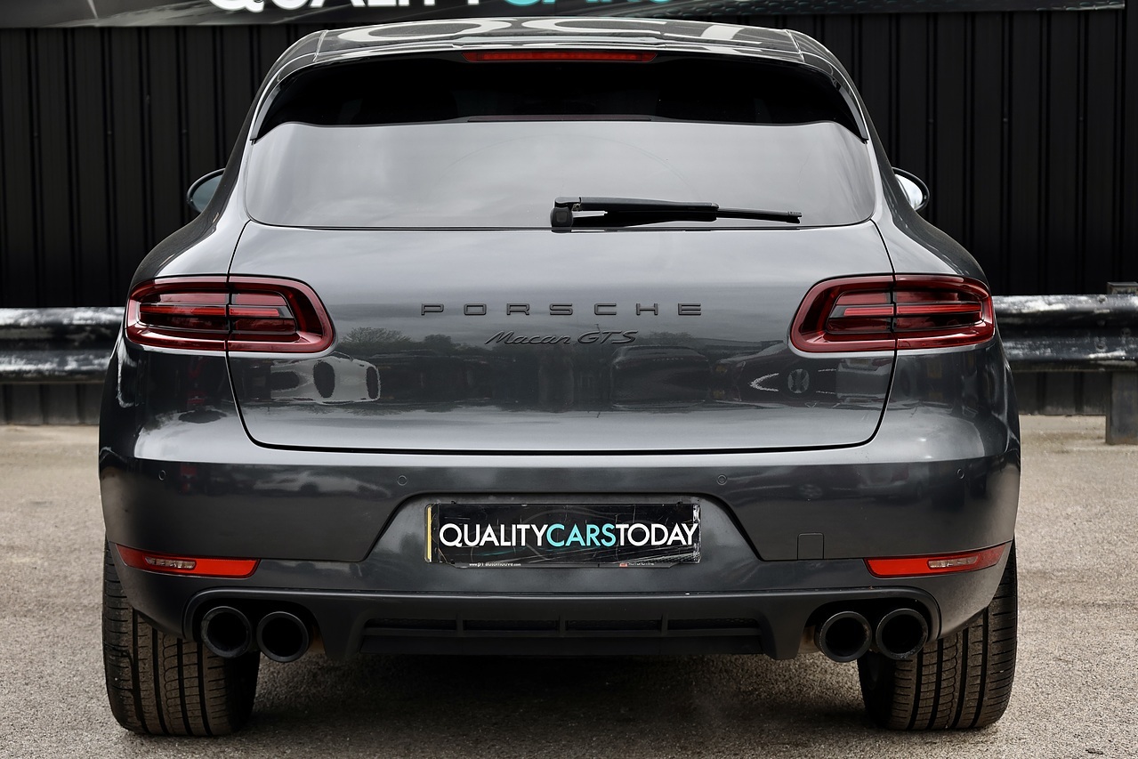 Porsche Macan GTS £10K Optional Extras + Sport Chrono + PASM - Large 4