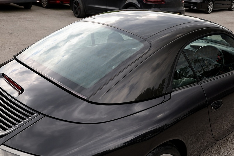 Porsche 911 Carrera 4 3.6 Manual Convertible + Hardtop + IMS Upgrade + Last Owner 2013 Image 15