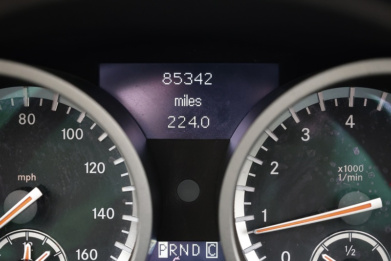 Mercedes-Benz SLK 200K Designo Paint + Designo Interior + AirScarf + £7k Cost options Image 15