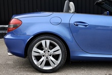 Mercedes-Benz SLK 200K Designo Paint + Designo Interior + AirScarf + £7k Cost options - Thumb 19