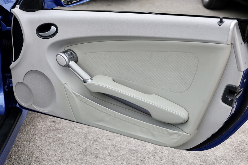 Mercedes-Benz SLK 200K Designo Paint + Designo Interior + AirScarf + £7k Cost options Image 22