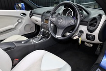 Mercedes-Benz SLK 200K Designo Paint + Designo Interior + AirScarf + £7k Cost options - Thumb 6