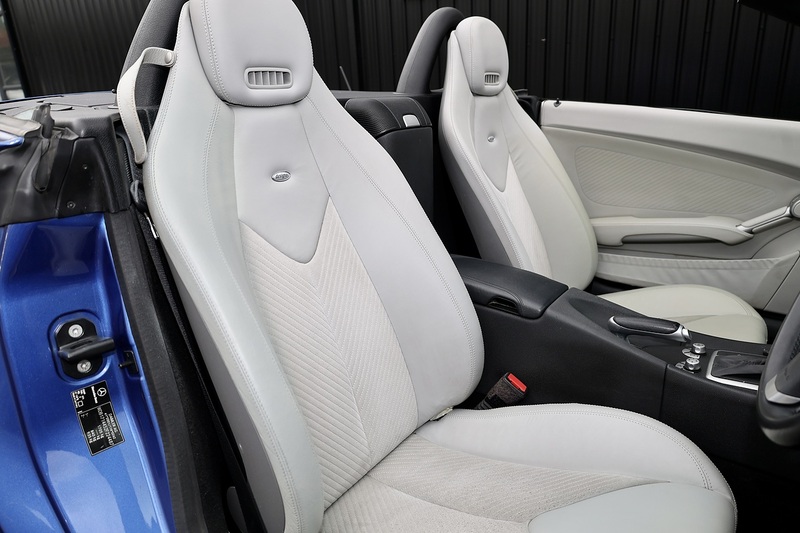 Mercedes-Benz SLK 200K Designo Paint + Designo Interior + AirScarf + £7k Cost options Image 7