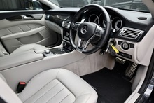 Mercedes-Benz CLS 250 CDI AMG Sport 1 Former Keeper + 12 Services - Thumb 6