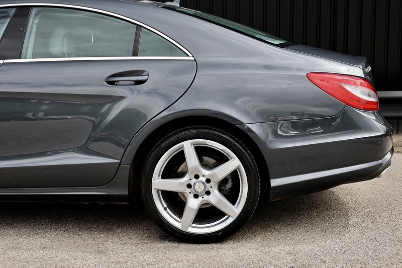 Mercedes-Benz CLS 250 CDI AMG Sport 1 Former Keeper + 12 Services Image 32