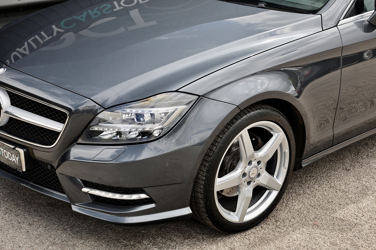 Mercedes-Benz CLS 250 CDI AMG Sport 1 Former Keeper + 12 Services - Large 30