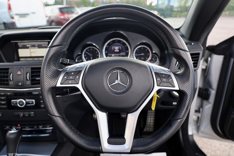 Mercedes-Benz E220 CDI AMG Sport Convertible 1 Former Keeper + Full Service History Image 18
