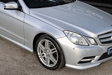 Mercedes-Benz E220 CDI AMG Sport Convertible 1 Former Keeper + Full Service History - Thumb 25