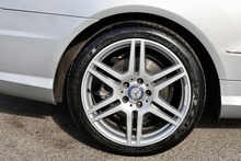 Mercedes-Benz E220 CDI AMG Sport Convertible 1 Former Keeper + Full Service History - Thumb 37