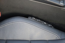 Mercedes-Benz E220 CDI AMG Sport Convertible 1 Former Keeper + Full Service History - Thumb 34
