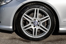 Mercedes-Benz E220 CDI AMG Sport Convertible 1 Former Keeper + Full Service History - Thumb 38