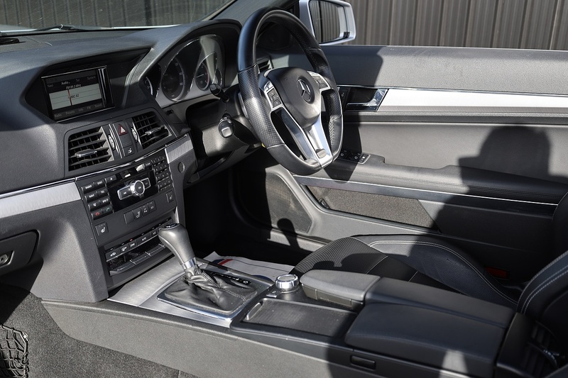 Mercedes-Benz E220 CDI AMG Sport Convertible 1 Former Keeper + Full Service History Image 7