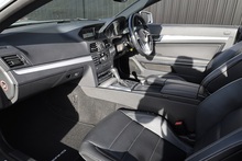 Mercedes-Benz E220 CDI AMG Sport Convertible 1 Former Keeper + Full Service History - Thumb 2