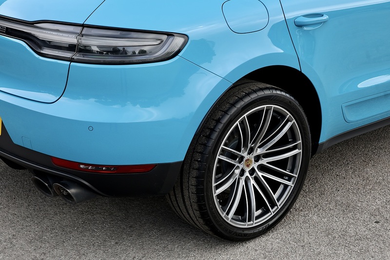 Porsche Macan £16,000 Cost Options + Pano Roof + PASM + BOSE Image 15
