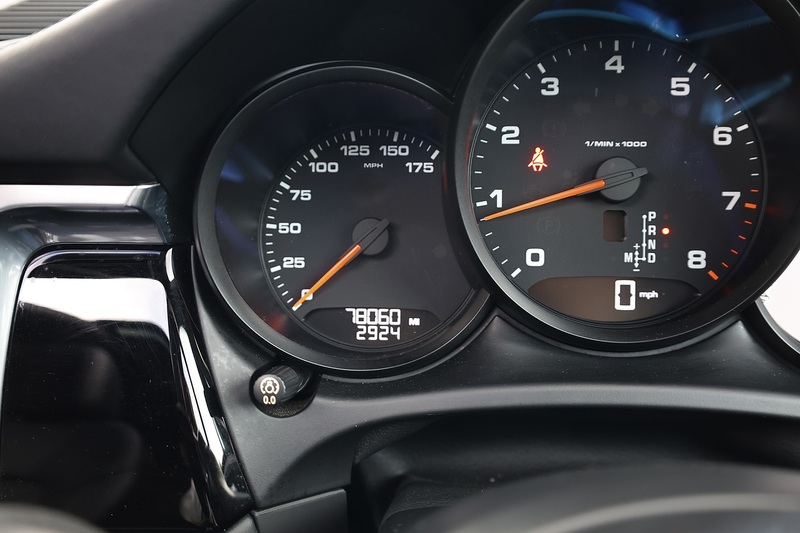 Porsche Macan £16,000 Cost Options + Pano Roof + PASM + BOSE Image 29
