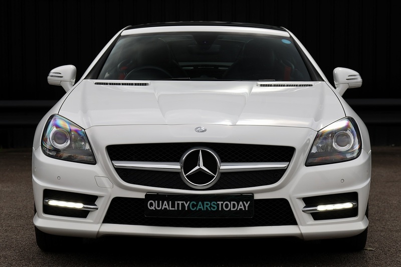 Mercedes-Benz SLK 200 AMG Sport SLK 200 AMG Sport 2.0 2dr Convertible Automatic Petrol Image 3
