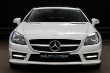 Mercedes-Benz SLK 200 AMG Sport SLK 200 AMG Sport 2.0 2dr Convertible Automatic Petrol - Thumb 3