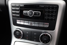 Mercedes-Benz SLK 200 AMG Sport SLK 200 AMG Sport 2.0 2dr Convertible Automatic Petrol - Thumb 12