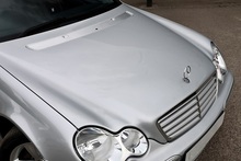 Mercedes-Benz C180 K Avantgarde SE Last Owner 2014 + Comprehensive History - Thumb 11