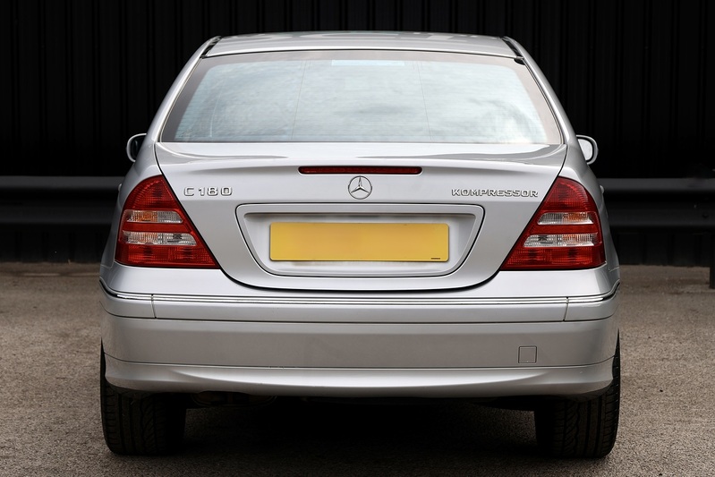 Mercedes-Benz C180 K Avantgarde SE Last Owner 2014 + Comprehensive History Image 4