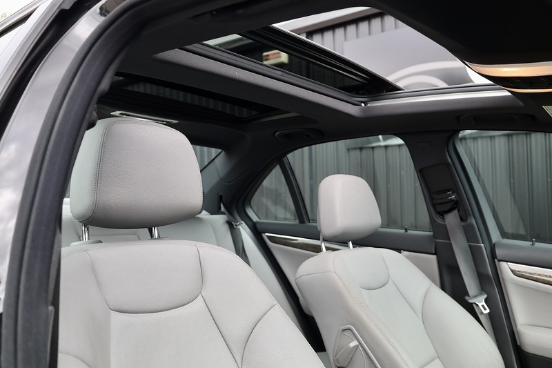 Mercedes-Benz C280 Sport £9k Cost Options + Pano Roof + Just Serviced by MB Dealer Image 10