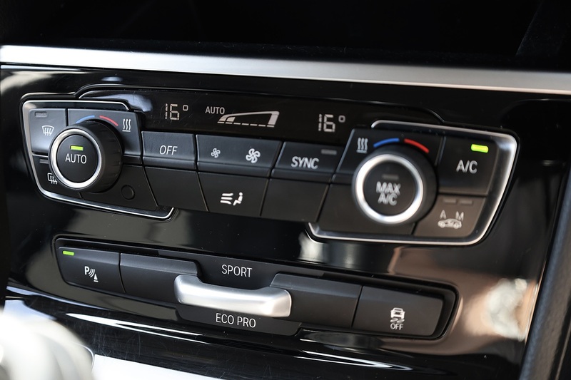 BMW 218i SE Active Tourer Full BMW Main Dealer History + Sat Nav Image 13