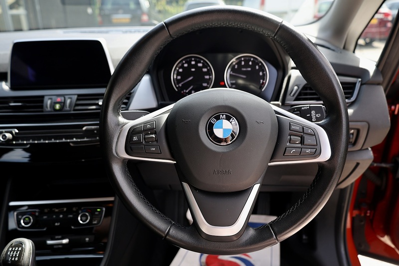 BMW 218i SE Active Tourer Full BMW Main Dealer History + Sat Nav Image 18