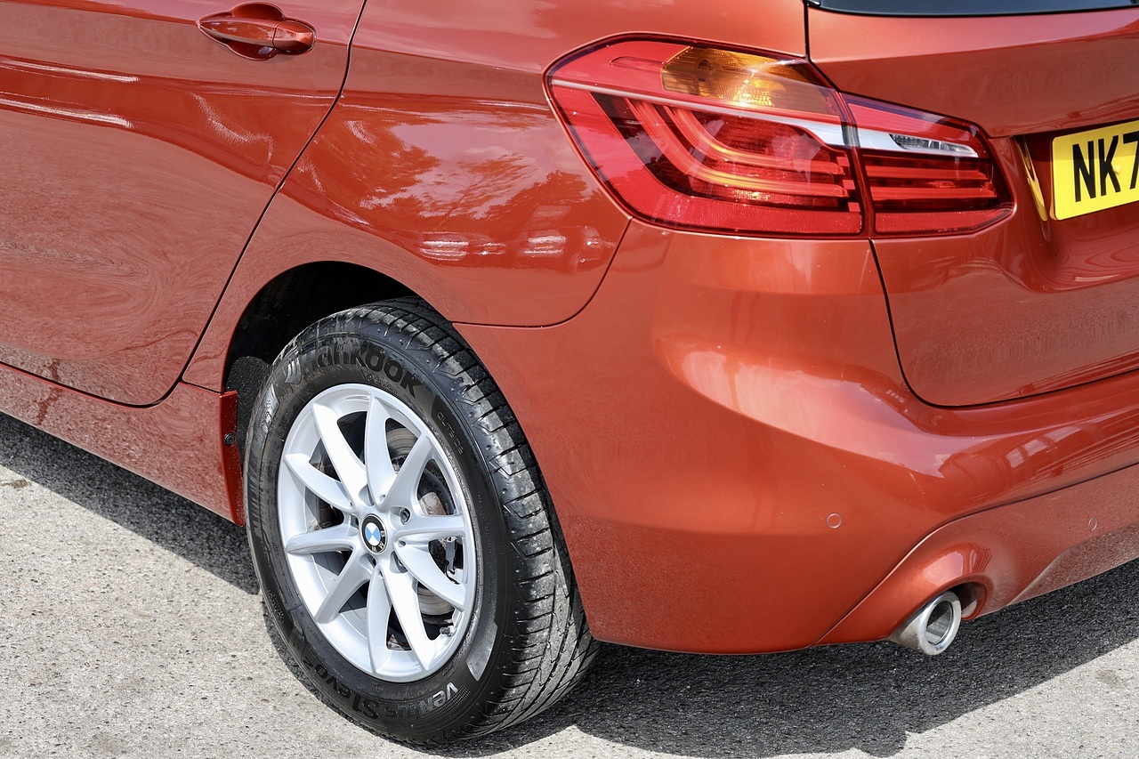 BMW 218i SE Active Tourer Full BMW Main Dealer History + Sat Nav - Large 29