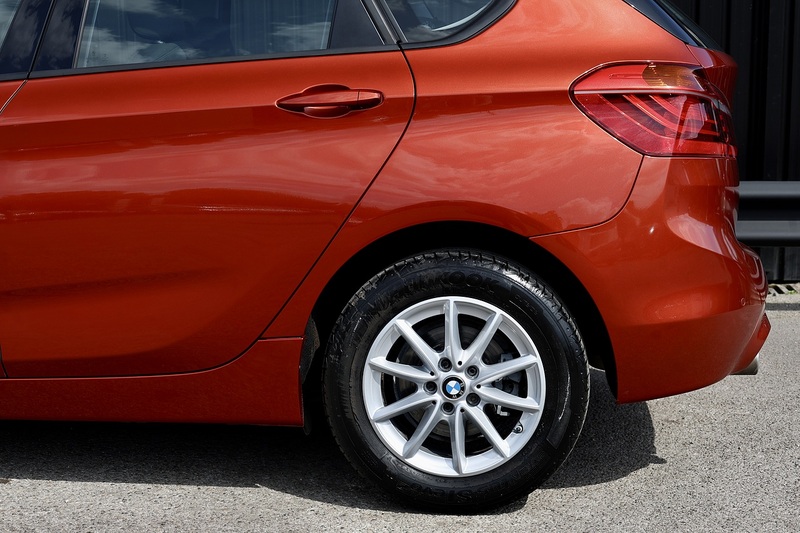 BMW 218i SE Active Tourer Full BMW Main Dealer History + Sat Nav Image 28