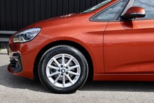 BMW 218i SE Active Tourer Full BMW Main Dealer History + Sat Nav - Thumb 27
