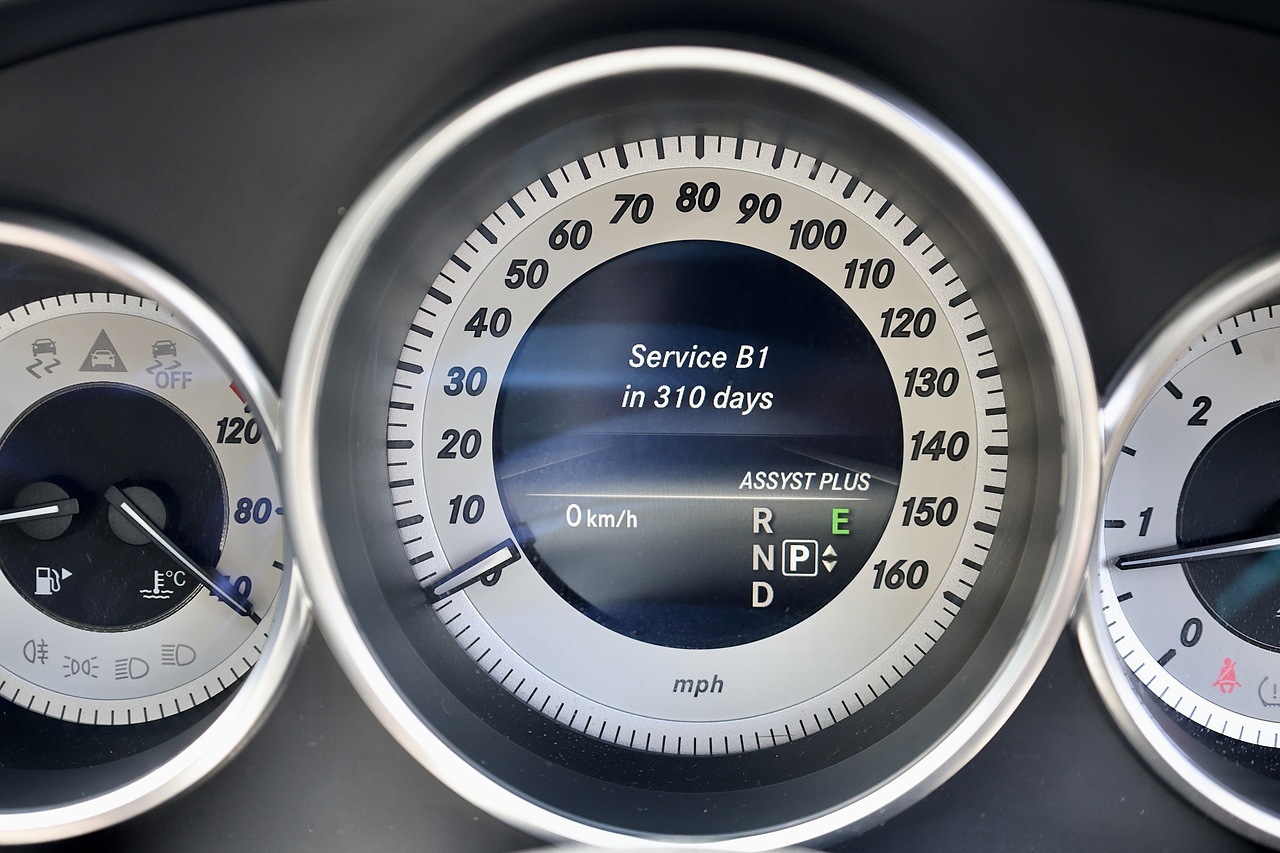 Mercedes-Benz CLS 350 Full Mercedes Main Dealer History - Large 19
