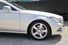 Mercedes-Benz CLS 350 Full Mercedes Main Dealer History - Thumb 23