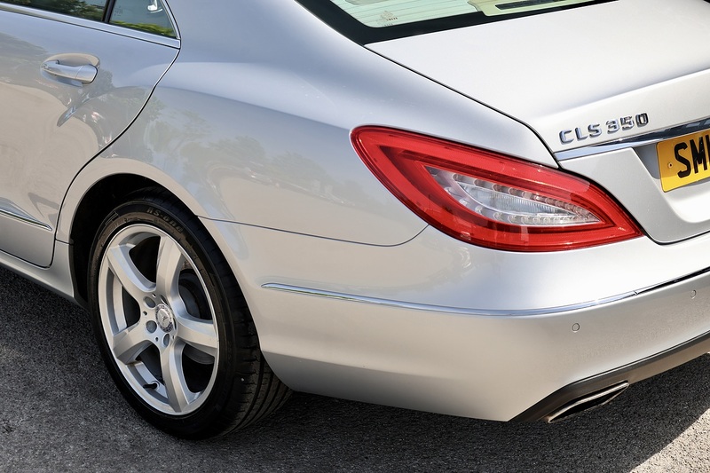 Mercedes-Benz CLS 350 Full Mercedes Main Dealer History Image 30