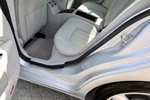 Mercedes-Benz CLS 350 Full Mercedes Main Dealer History - Thumb 12