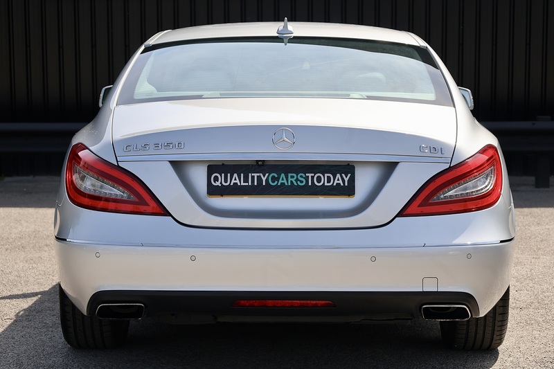 Mercedes-Benz CLS 350 Full Mercedes Main Dealer History Image 4