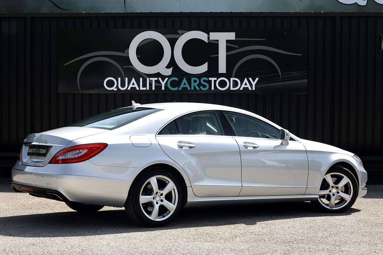 Mercedes-Benz CLS 350 Full Mercedes Main Dealer History - Large 9