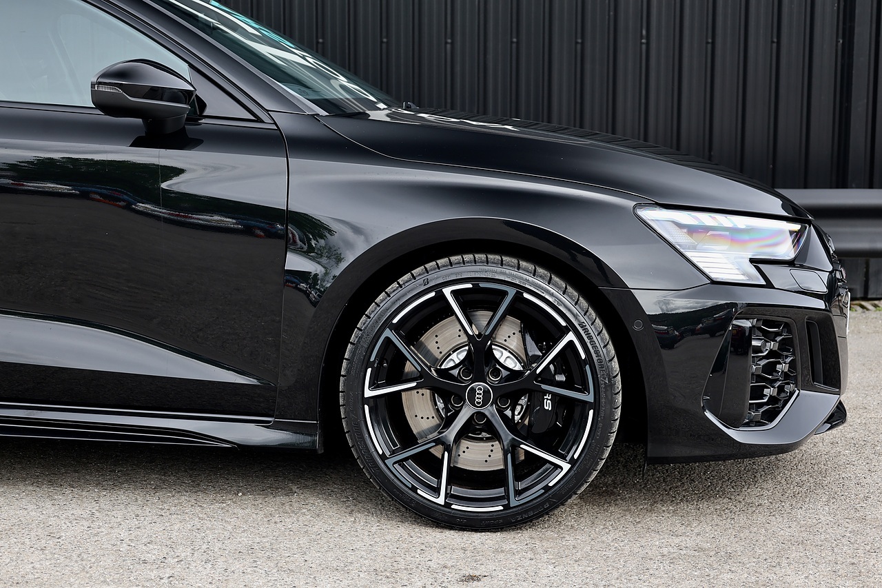 Audi RS3 Vorsprung Huge Spec + Full Audi History + Audi Warranty - Large 26