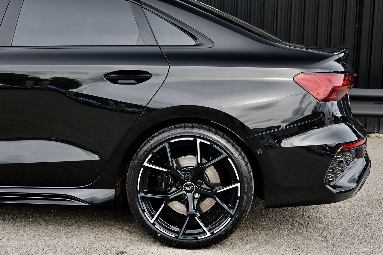 Audi RS3 Vorsprung Huge Spec + Full Audi History + Audi Warranty - Large 34